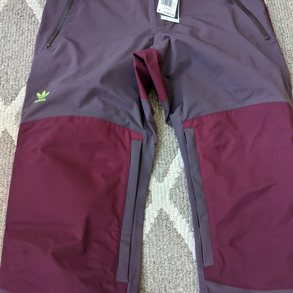 Adidas snowboarding pants - Picture 3 of 11